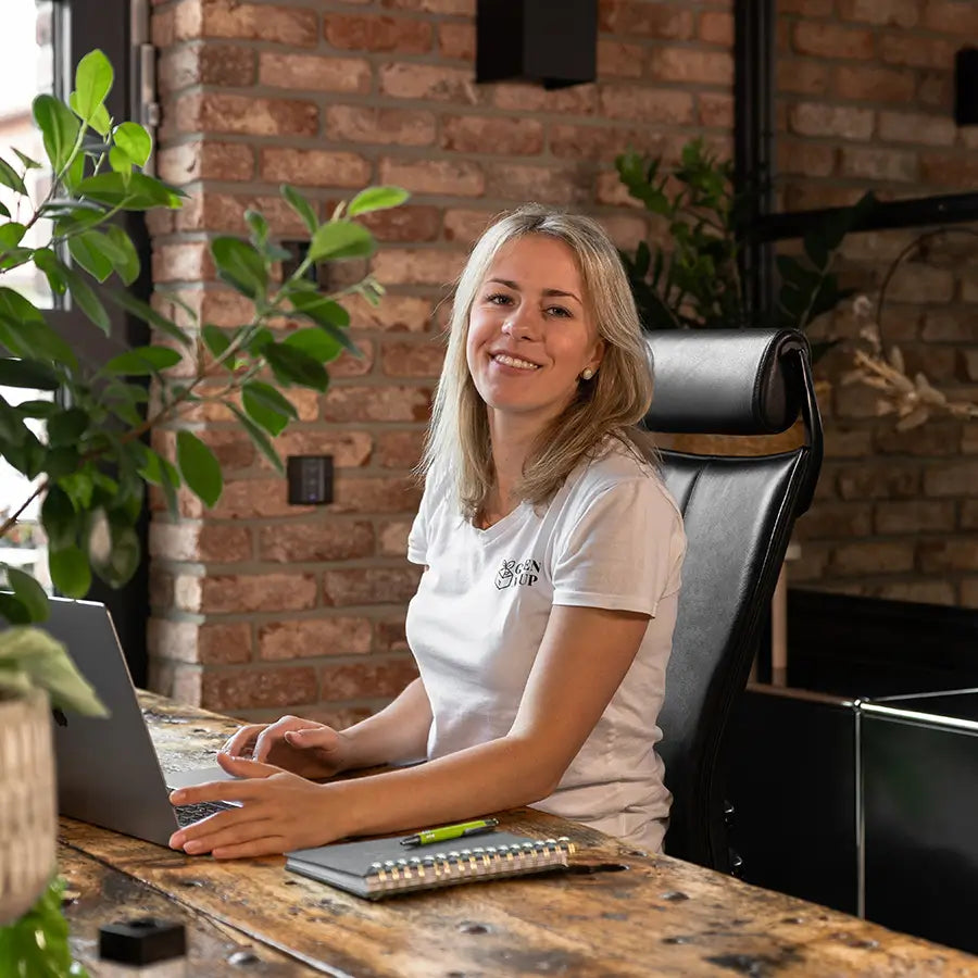 Mitarbeiter Portrait Green Me Up Kundensupport, Kundeservice, Ansprechpartnerin